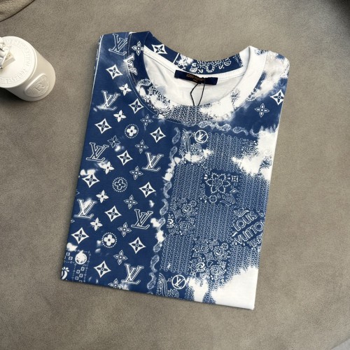 Louis Vuitton 2023 Nouveau T-Shirt À Manches Courtes Bleu Dégradé